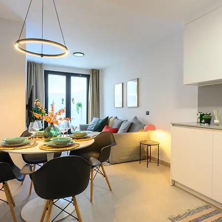 Joyful Homes Las Palmas / Gran Canaria